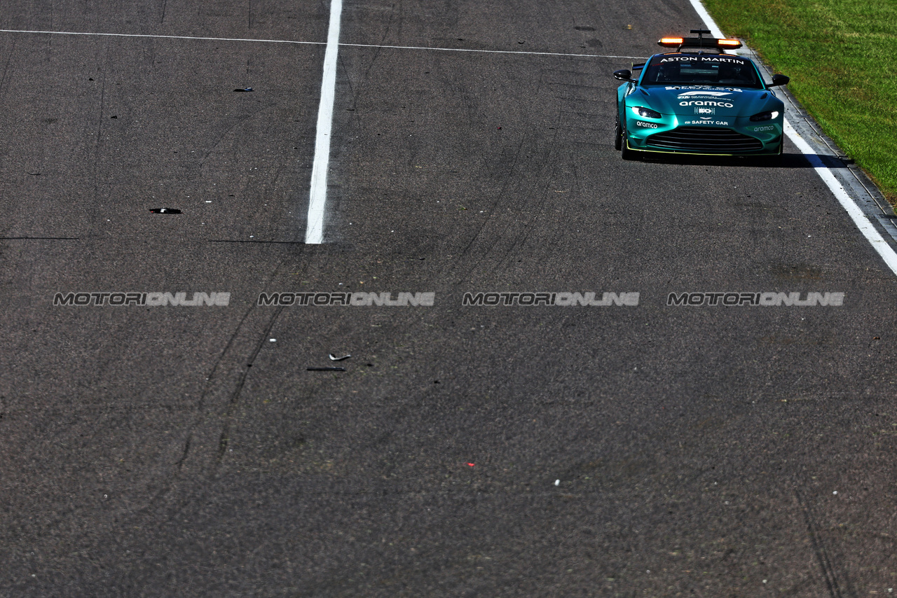 GP GIAPPONE, The Aston Martin FIA Safety Car.

24.09.2023. Formula 1 World Championship, Rd 17, Japanese Grand Prix, Suzuka, Japan, Gara Day.

- www.xpbimages.com, EMail: requests@xpbimages.com © Copyright: Batchelor / XPB Images