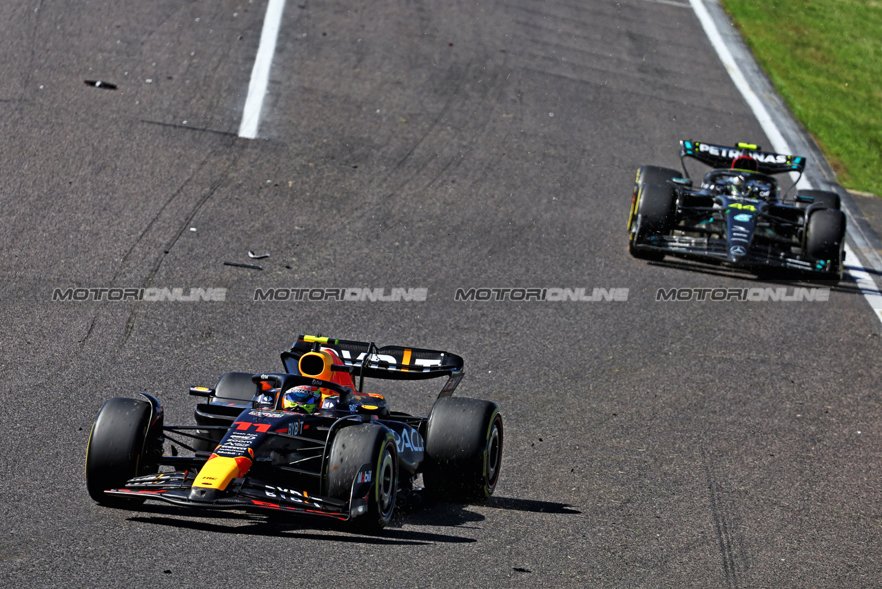GP GIAPPONE, Sergio Perez (MEX) Red Bull Racing RB19.

24.09.2023. Formula 1 World Championship, Rd 17, Japanese Grand Prix, Suzuka, Japan, Gara Day.

- www.xpbimages.com, EMail: requests@xpbimages.com © Copyright: Batchelor / XPB Images