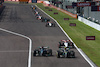 GP GIAPPONE, George Russell (GBR) Mercedes AMG F1 W14 e team mate Lewis Hamilton (GBR) Mercedes AMG F1 W14 battle for position.
24.09.2023. Formula 1 World Championship, Rd 17, Japanese Grand Prix, Suzuka, Japan, Gara Day.
- www.xpbimages.com, EMail: requests@xpbimages.com © Copyright: Batchelor / XPB Images