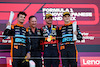 GP GIAPPONE, Lando Norris (GBR), McLaren F1 Team Oscar Piastri (AUS), McLaren Max Verstappen (NLD), Red Bull Racing Christian Horner (GBR), Red Bull Racing Team Principal  
24.09.2023. Formula 1 World Championship, Rd 17, Japanese Grand Prix, Suzuka, Japan, Gara Day.
- www.xpbimages.com, EMail: requests@xpbimages.com © Copyright: Charniaux / XPB Images