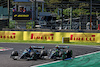 GP GIAPPONE, George Russell (GBR) Mercedes AMG F1 W14 e team mate Lewis Hamilton (GBR) Mercedes AMG F1 W14 battle for position.
24.09.2023. Formula 1 World Championship, Rd 17, Japanese Grand Prix, Suzuka, Japan, Gara Day.
- www.xpbimages.com, EMail: requests@xpbimages.com © Copyright: Moy / XPB Images