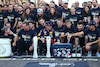 GP GIAPPONE, Max Verstappen (NLD) Red Bull Racing RB19 celebrates with the team  with Sergio Perez (MEX) Red Bull Racing RB19 e Christian Horner (GBR) Red Bull Racing Team Principal after winning the 2023 Constructors Championship.
24.09.2023. Formula 1 World Championship, Rd 17, Japanese Grand Prix, Suzuka, Japan, Gara Day.
- www.xpbimages.com, EMail: requests@xpbimages.com © Copyright: Batchelor / XPB Images