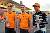 GP GIAPPONE, (L to R): Oscar Piastri (AUS) McLaren celebrates his third position with Andrea Stella (ITA) McLaren Team Principal e second placed team mate Lando Norris (GBR) McLaren.
24.09.2023. Formula 1 World Championship, Rd 17, Japanese Grand Prix, Suzuka, Japan, Gara Day.
- www.xpbimages.com, EMail: requests@xpbimages.com © Copyright: Batchelor / XPB Images