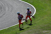 GP GIAPPONE, Marshals sweep the circuit.
24.09.2023. Formula 1 World Championship, Rd 17, Japanese Grand Prix, Suzuka, Japan, Gara Day.
 - www.xpbimages.com, EMail: requests@xpbimages.com © Copyright: Coates / XPB Images