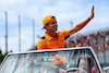 GP GIAPPONE, Lando Norris (GBR) McLaren on the drivers' parade.
24.09.2023. Formula 1 World Championship, Rd 17, Japanese Grand Prix, Suzuka, Japan, Gara Day.
 - www.xpbimages.com, EMail: requests@xpbimages.com © Copyright: Coates / XPB Images