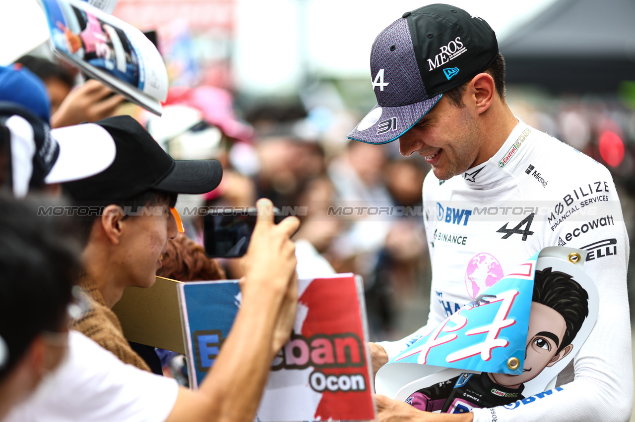 GP GIAPPONE, Esteban Ocon (FRA), Alpine F1 Team 
21.09.2023. Formula 1 World Championship, Rd 17, Japanese Grand Prix, Suzuka, Japan, Preparation Day.
- www.xpbimages.com, EMail: requests@xpbimages.com © Copyright: Charniaux / XPB Images