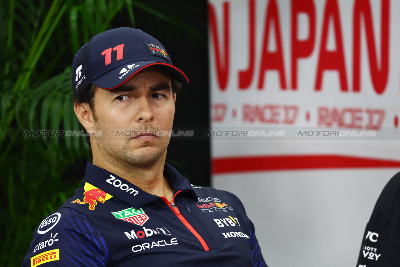GP GIAPPONE, Sergio Perez (MEX) Red Bull Racing in the FIA Press Conference.

21.09.2023. Formula 1 World Championship, Rd 17, Japanese Grand Prix, Suzuka, Japan, Preparation Day.

- www.xpbimages.com, EMail: requests@xpbimages.com © Copyright: Batchelor / XPB Images