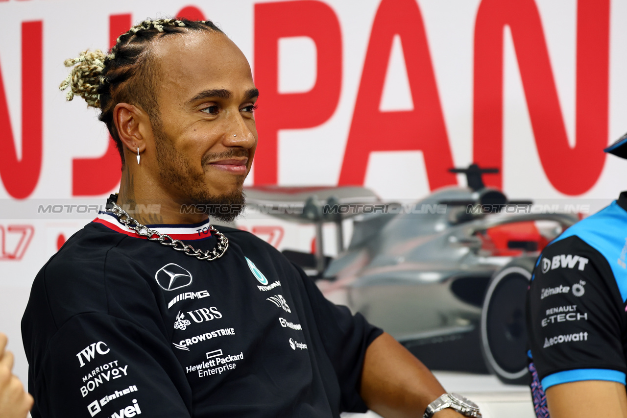 GP GIAPPONE, Lewis Hamilton (GBR) Mercedes AMG F1 in the FIA Press Conference.

21.09.2023. Formula 1 World Championship, Rd 17, Japanese Grand Prix, Suzuka, Japan, Preparation Day.

- www.xpbimages.com, EMail: requests@xpbimages.com © Copyright: Batchelor / XPB Images
