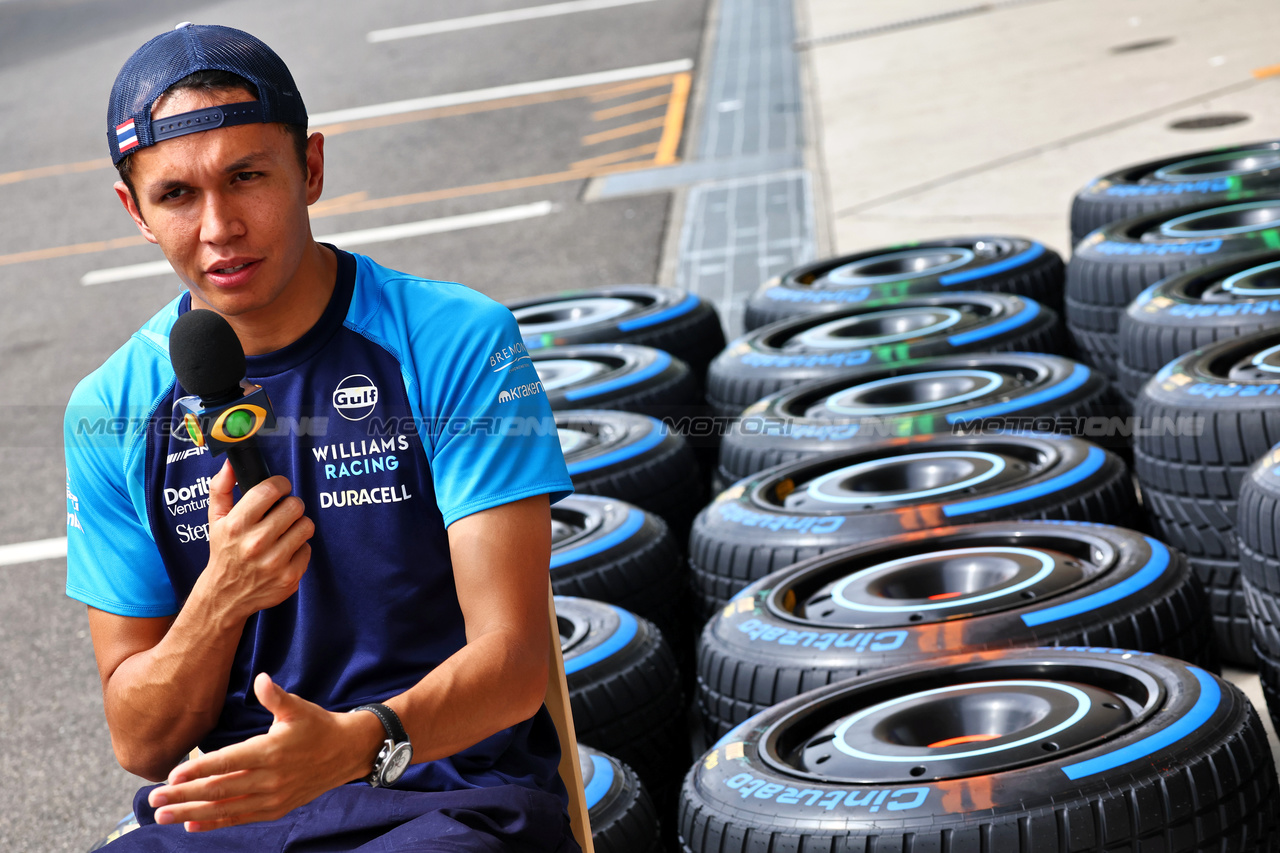 GP GIAPPONE, Alexander Albon (THA) Williams Racing.

21.09.2023. Formula 1 World Championship, Rd 17, Japanese Grand Prix, Suzuka, Japan, Preparation Day.

- www.xpbimages.com, EMail: requests@xpbimages.com © Copyright: Batchelor / XPB Images