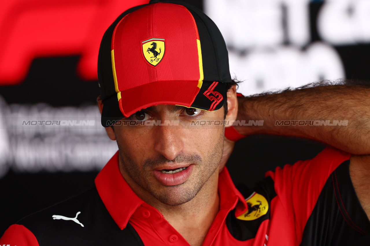 GP GIAPPONE, Carlos Sainz Jr (ESP) Ferrari.

21.09.2023. Formula 1 World Championship, Rd 17, Japanese Grand Prix, Suzuka, Japan, Preparation Day.

 - www.xpbimages.com, EMail: requests@xpbimages.com © Copyright: Coates / XPB Images