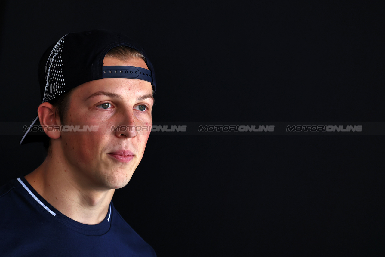 GP GIAPPONE, Liam Lawson (NZL) AlphaTauri.

21.09.2023. Formula 1 World Championship, Rd 17, Japanese Grand Prix, Suzuka, Japan, Preparation Day.

- www.xpbimages.com, EMail: requests@xpbimages.com © Copyright: Moy / XPB Images