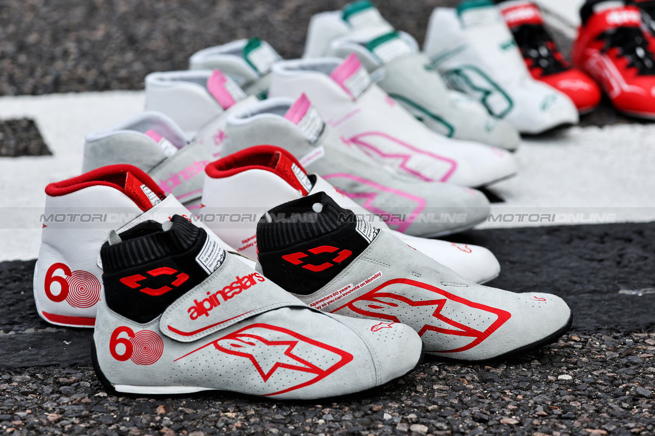 GP GIAPPONE, Alpinestars - 60th Anniversary racing boot collection.

21.09.2023. Formula 1 World Championship, Rd 17, Japanese Grand Prix, Suzuka, Japan, Preparation Day.

- www.xpbimages.com, EMail: requests@xpbimages.com © Copyright: Moy / XPB Images