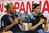 GP GIAPPONE, (L to R): Lewis Hamilton (GBR) Mercedes AMG F1 e Esteban Ocon (FRA) Alpine F1 Team in the FIA Press Conference.
21.09.2023. Formula 1 World Championship, Rd 17, Japanese Grand Prix, Suzuka, Japan, Preparation Day.
- www.xpbimages.com, EMail: requests@xpbimages.com © Copyright: Batchelor / XPB Images