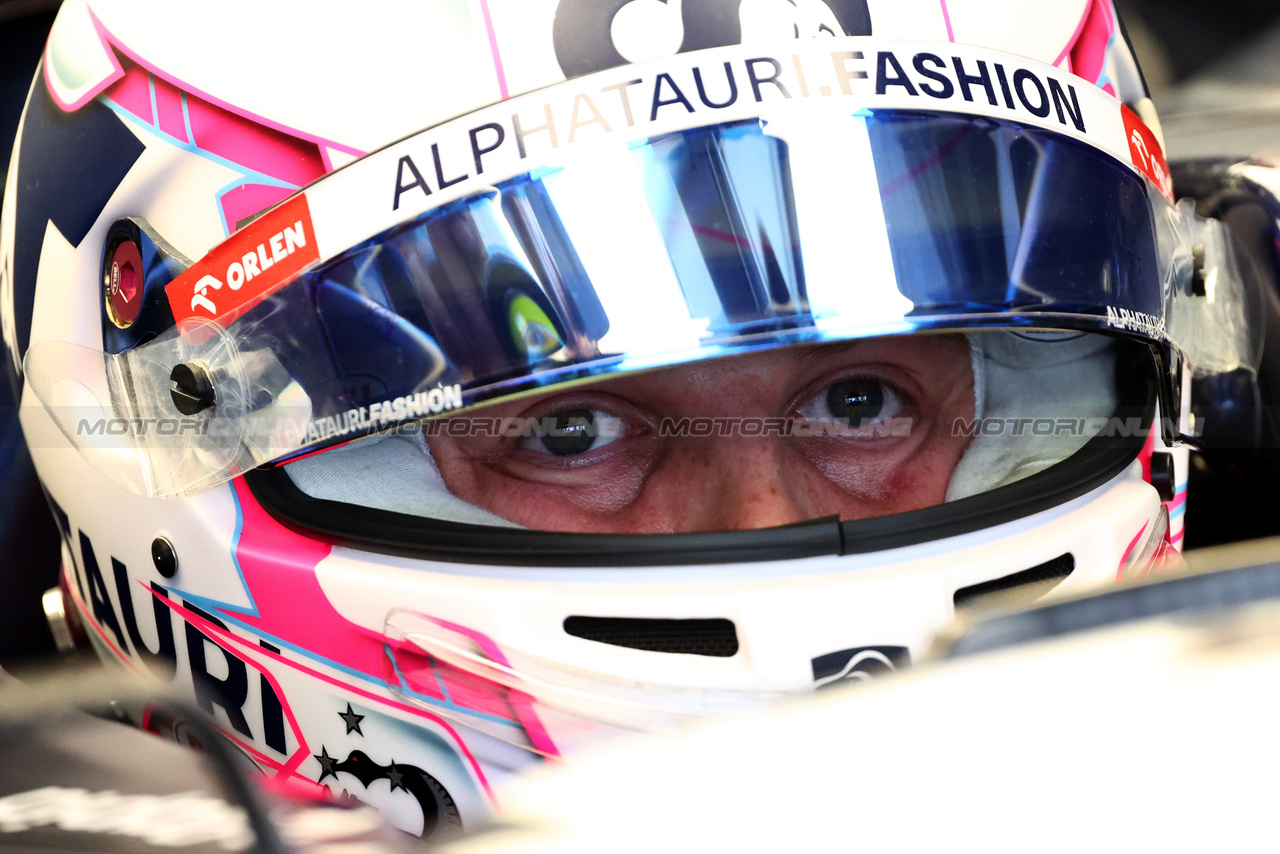 GP GIAPPONE, Liam Lawson (NZL) AlphaTauri AT04.

23.09.2023. Formula 1 World Championship, Rd 17, Japanese Grand Prix, Suzuka, Japan, Qualifiche Day.

- www.xpbimages.com, EMail: requests@xpbimages.com © Copyright: Batchelor / XPB Images