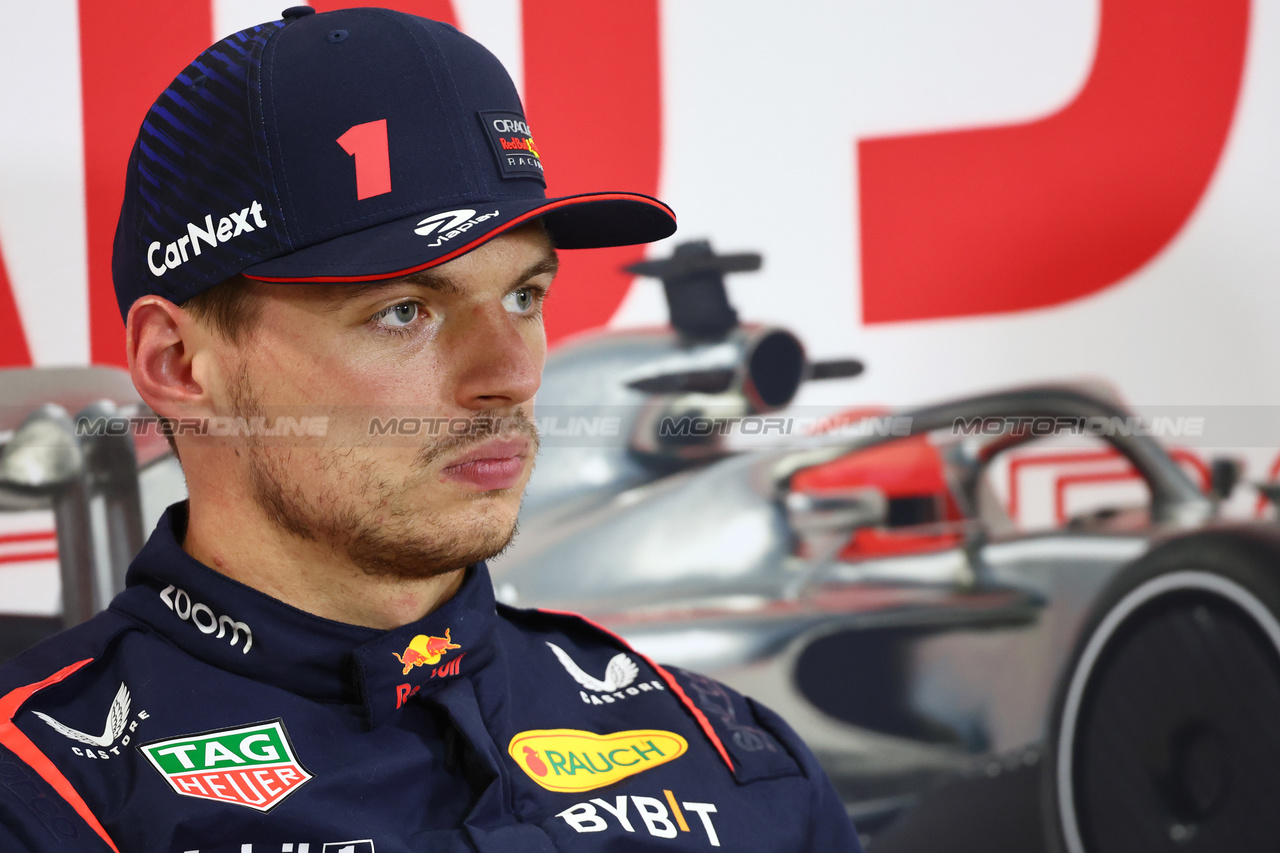 GP GIAPPONE, Max Verstappen (NLD) Red Bull Racing in the FIA Press Conference.

23.09.2023. Formula 1 World Championship, Rd 17, Japanese Grand Prix, Suzuka, Japan, Qualifiche Day.

- www.xpbimages.com, EMail: requests@xpbimages.com © Copyright: Batchelor / XPB Images