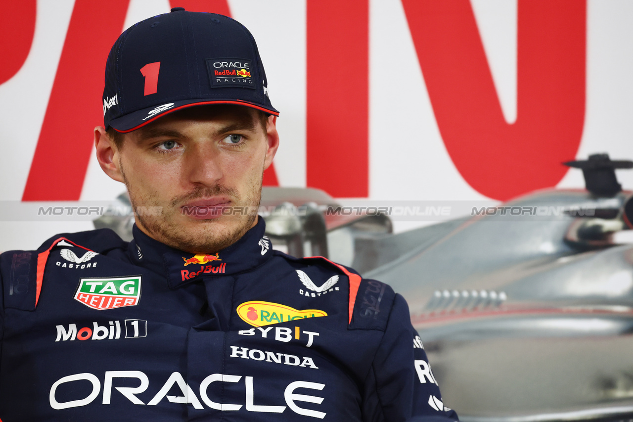 GP GIAPPONE, Max Verstappen (NLD) Red Bull Racing in the FIA Press Conference.

23.09.2023. Formula 1 World Championship, Rd 17, Japanese Grand Prix, Suzuka, Japan, Qualifiche Day.

- www.xpbimages.com, EMail: requests@xpbimages.com © Copyright: Batchelor / XPB Images