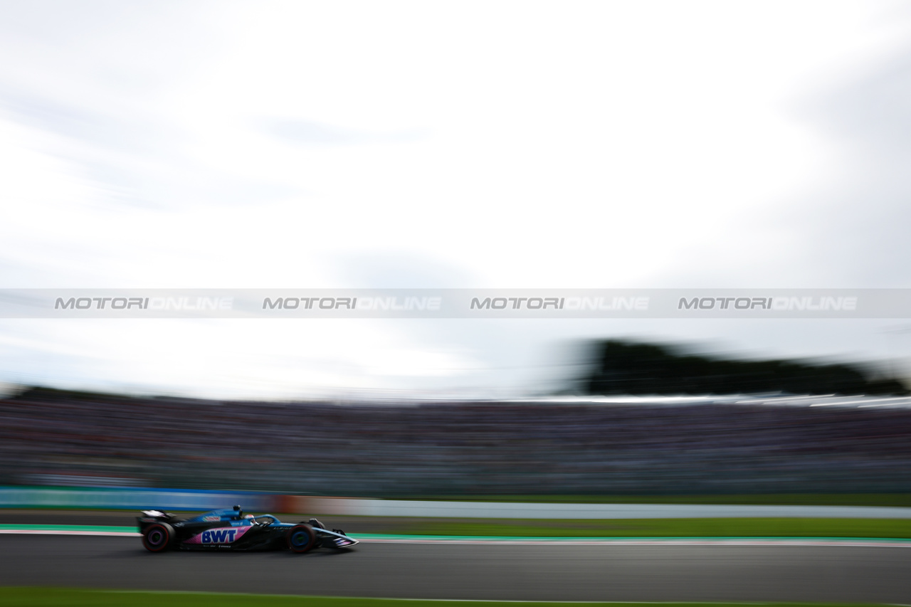 GP GIAPPONE, Esteban Ocon (FRA) Alpine F1 Team A523.

23.09.2023. Formula 1 World Championship, Rd 17, Japanese Grand Prix, Suzuka, Japan, Qualifiche Day.

- www.xpbimages.com, EMail: requests@xpbimages.com © Copyright: Charniaux / XPB Images