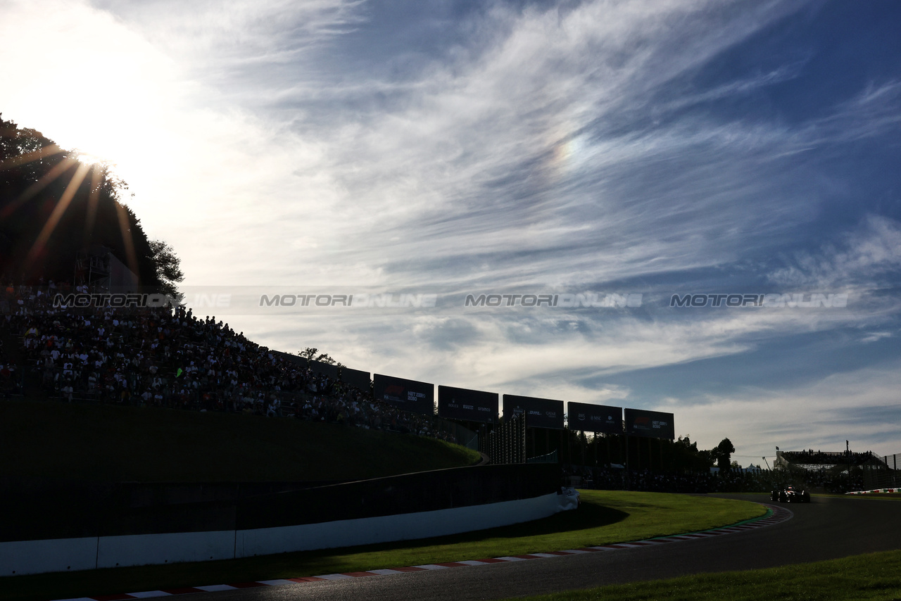 GP GIAPPONE, Max Verstappen (NLD) Red Bull Racing RB19.

23.09.2023. Formula 1 World Championship, Rd 17, Japanese Grand Prix, Suzuka, Japan, Qualifiche Day.

- www.xpbimages.com, EMail: requests@xpbimages.com © Copyright: Charniaux / XPB Images