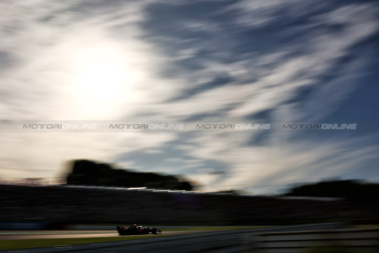 GP GIAPPONE, Oscar Piastri (AUS) McLaren MCL60.

23.09.2023. Formula 1 World Championship, Rd 17, Japanese Grand Prix, Suzuka, Japan, Qualifiche Day.

- www.xpbimages.com, EMail: requests@xpbimages.com © Copyright: Charniaux / XPB Images