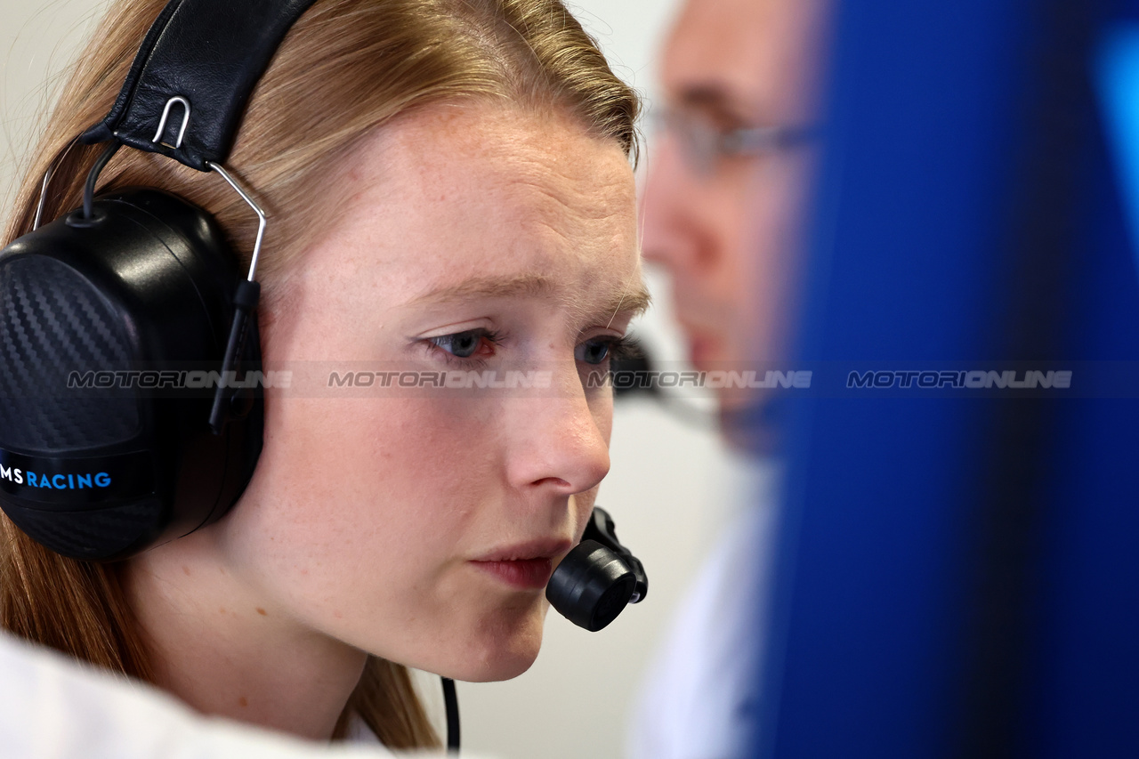 GP GIAPPONE, Elizabeth Wood Boyer (GBR) Williams Racing Performance Engineer.

23.09.2023. Formula 1 World Championship, Rd 17, Japanese Grand Prix, Suzuka, Japan, Qualifiche Day.

- www.xpbimages.com, EMail: requests@xpbimages.com © Copyright: Batchelor / XPB Images