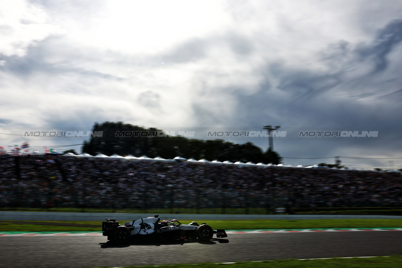 GP GIAPPONE, Liam Lawson (NZL) AlphaTauri AT04.

23.09.2023. Formula 1 World Championship, Rd 17, Japanese Grand Prix, Suzuka, Japan, Qualifiche Day.

- www.xpbimages.com, EMail: requests@xpbimages.com © Copyright: Charniaux / XPB Images
