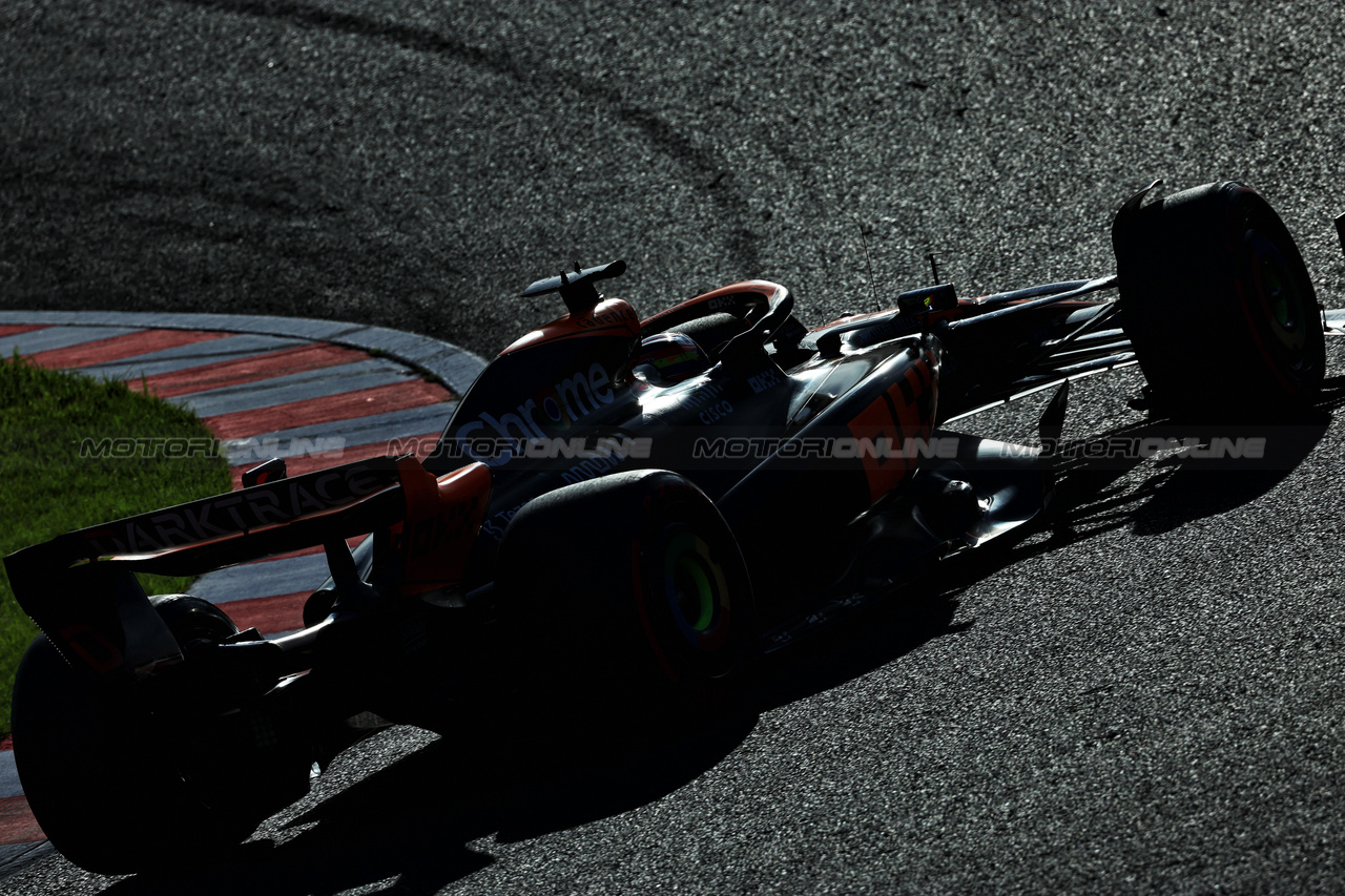 GP GIAPPONE, Oscar Piastri (AUS) McLaren MCL60.

23.09.2023. Formula 1 World Championship, Rd 17, Japanese Grand Prix, Suzuka, Japan, Qualifiche Day.

 - www.xpbimages.com, EMail: requests@xpbimages.com © Copyright: Coates / XPB Images