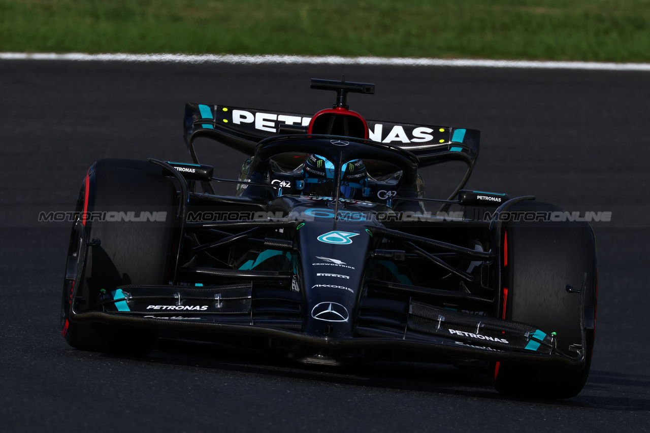 GP GIAPPONE, George Russell (GBR) Mercedes AMG F1 W14.

23.09.2023. Formula 1 World Championship, Rd 17, Japanese Grand Prix, Suzuka, Japan, Qualifiche Day.

 - www.xpbimages.com, EMail: requests@xpbimages.com © Copyright: Coates / XPB Images