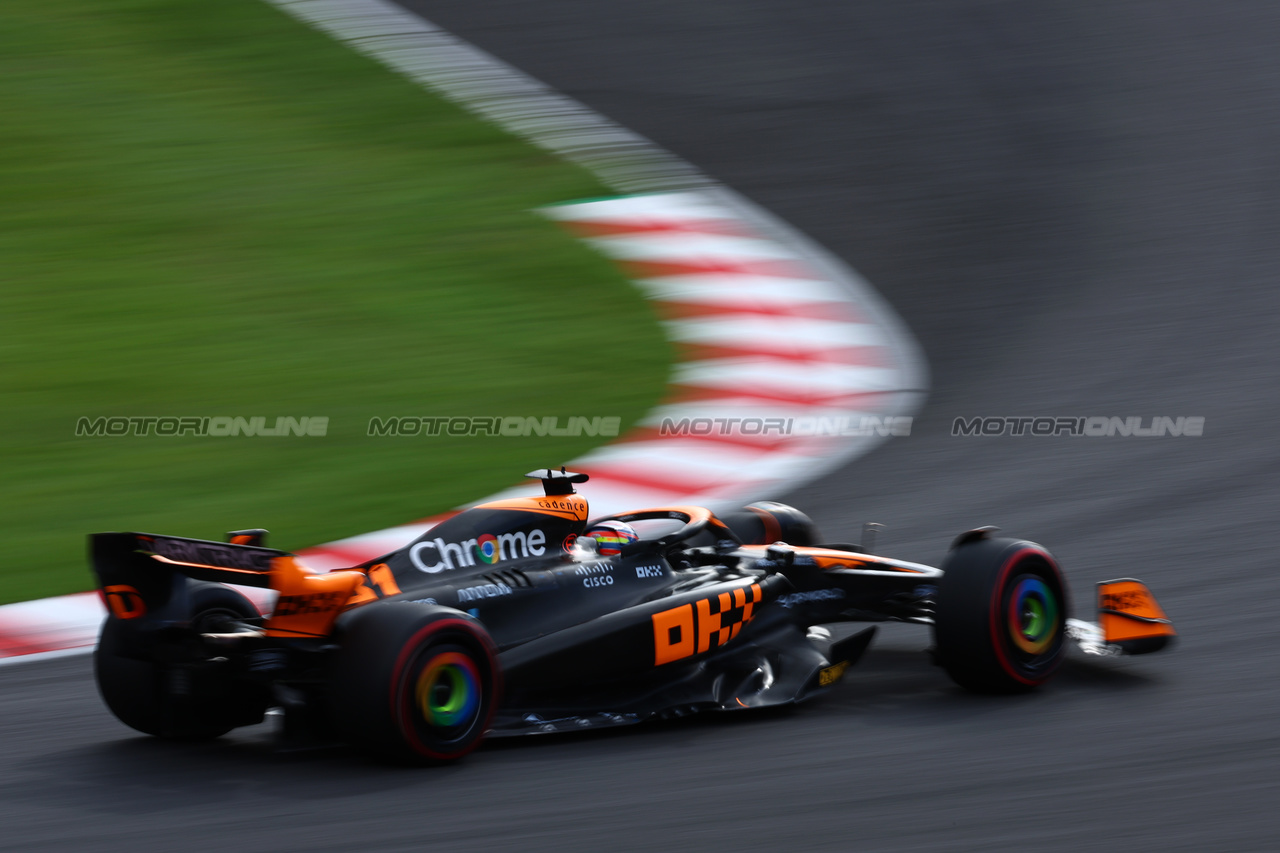 GP GIAPPONE, Oscar Piastri (AUS) McLaren MCL60.

23.09.2023. Formula 1 World Championship, Rd 17, Japanese Grand Prix, Suzuka, Japan, Qualifiche Day.

 - www.xpbimages.com, EMail: requests@xpbimages.com © Copyright: Coates / XPB Images