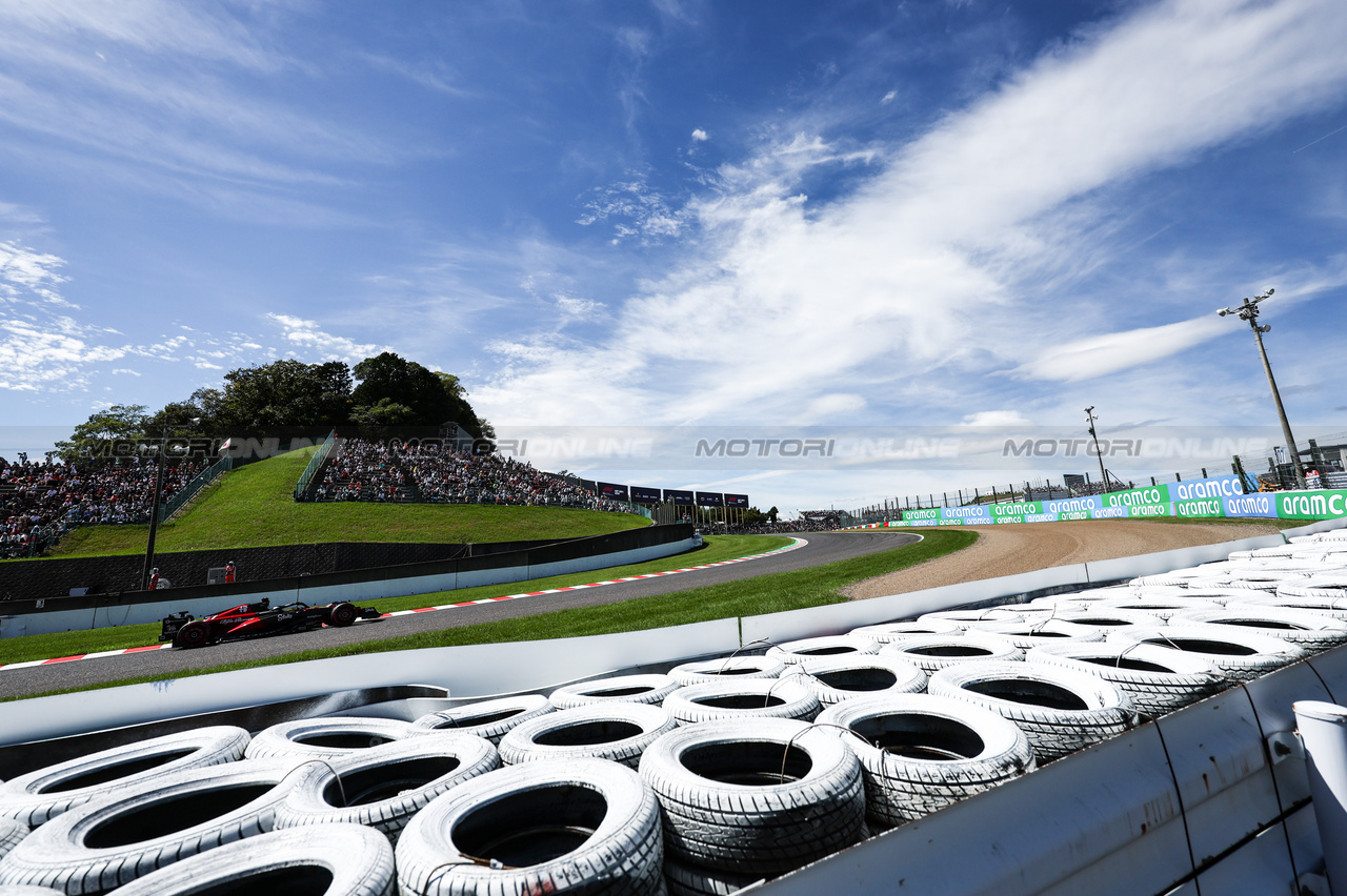 GP GIAPPONE, Valtteri Bottas (FIN), Alfa Romeo Racing 
23.09.2023. Formula 1 World Championship, Rd 17, Japanese Grand Prix, Suzuka, Japan, Qualifiche Day.
- www.xpbimages.com, EMail: requests@xpbimages.com © Copyright: Charniaux / XPB Images