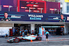 GP GIAPPONE, Logan Sargeant (USA) Williams Racing FW45 in the pits.
23.09.2023. Formula 1 World Championship, Rd 17, Japanese Grand Prix, Suzuka, Japan, Qualifiche Day.
- www.xpbimages.com, EMail: requests@xpbimages.com © Copyright: Batchelor / XPB Images
