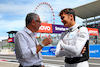 GP GIAPPONE, (L to R): Stefano Domenicali (ITA) Formula One President e CEO with Alexander Albon (THA) Williams Racing.
23.09.2023. Formula 1 World Championship, Rd 17, Japanese Grand Prix, Suzuka, Japan, Qualifiche Day.
- www.xpbimages.com, EMail: requests@xpbimages.com © Copyright: Batchelor / XPB Images