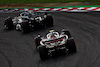 GP GIAPPONE, George Russell (GBR) Mercedes AMG F1 W14 davanti a Nico Hulkenberg (GER) Haas VF-23.
23.09.2023. Formula 1 World Championship, Rd 17, Japanese Grand Prix, Suzuka, Japan, Qualifiche Day.
 - www.xpbimages.com, EMail: requests@xpbimages.com © Copyright: Coates / XPB Images