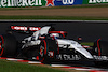 GP GIAPPONE, Liam Lawson (NZL) AlphaTauri AT04.
23.09.2023. Formula 1 World Championship, Rd 17, Japanese Grand Prix, Suzuka, Japan, Qualifiche Day.
 - www.xpbimages.com, EMail: requests@xpbimages.com © Copyright: Coates / XPB Images