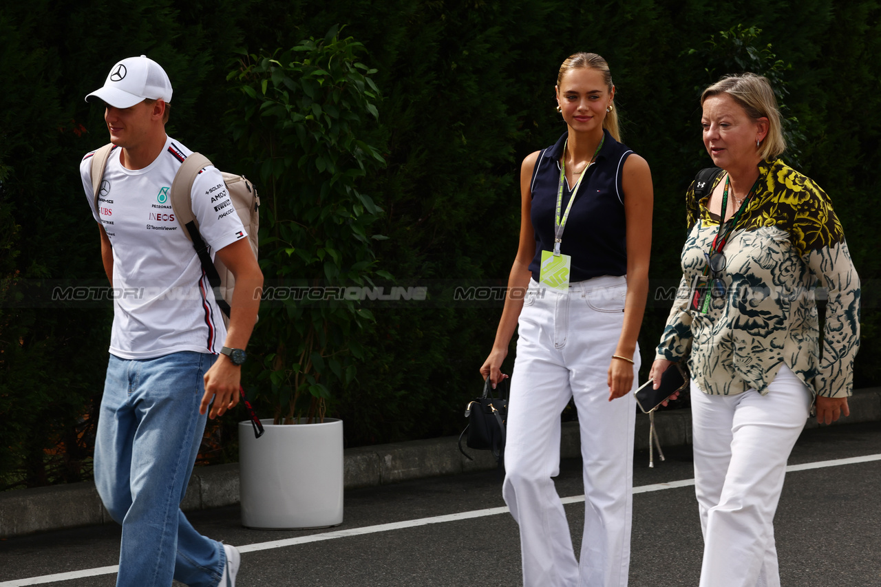 GP GIAPPONE, (L to R): Mick Schumacher (GER) Mercedes AMG F1 Reserve Driver with Domenica Laila Hasanovic (DEN) e Sabine Kehm (GER) Driver Manager.

22.09.2023. Formula 1 World Championship, Rd 17, Japanese Grand Prix, Suzuka, Japan, Practice Day.

- www.xpbimages.com, EMail: requests@xpbimages.com © Copyright: Batchelor / XPB Images