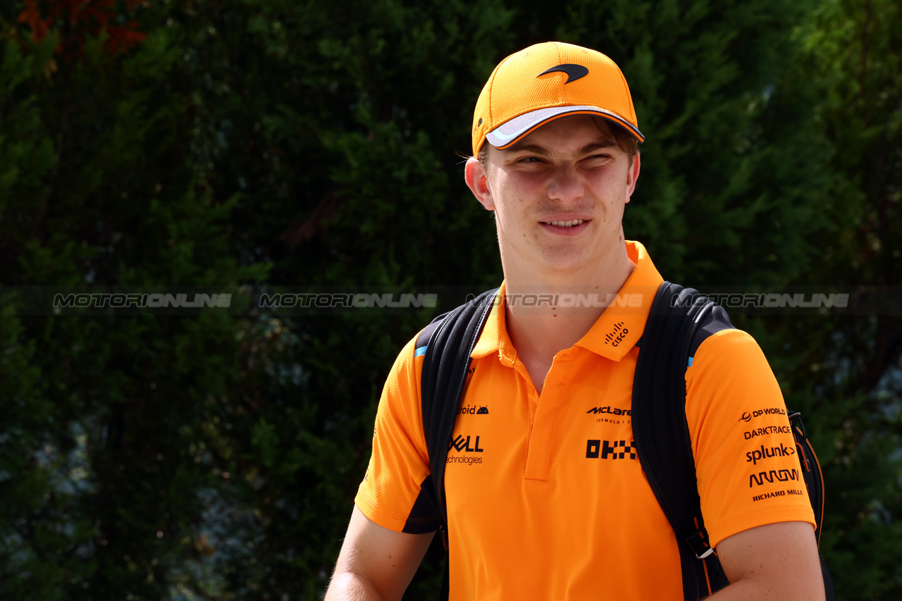 GP GIAPPONE, Oscar Piastri (AUS) McLaren.

22.09.2023. Formula 1 World Championship, Rd 17, Japanese Grand Prix, Suzuka, Japan, Practice Day.

- www.xpbimages.com, EMail: requests@xpbimages.com © Copyright: Batchelor / XPB Images