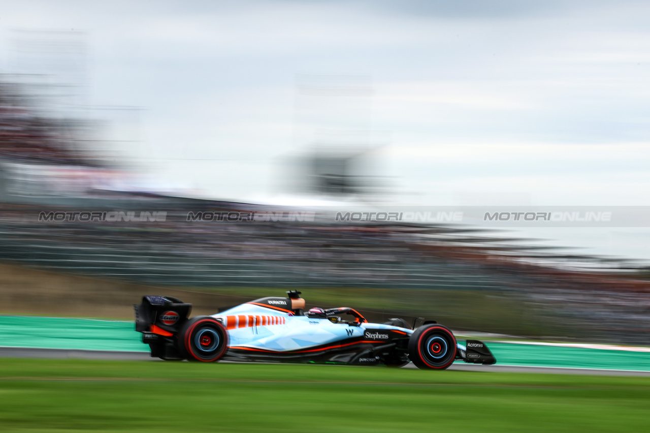 GP GIAPPONE, Alex Albon (THA), Williams F1 Team 
22.09.2023. Formula 1 World Championship, Rd 17, Japanese Grand Prix, Suzuka, Japan, Practice Day.
- www.xpbimages.com, EMail: requests@xpbimages.com © Copyright: Charniaux / XPB Images