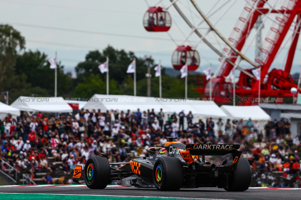 GP GIAPPONE, Oscar Piastri (AUS), McLaren 
22.09.2023. Formula 1 World Championship, Rd 17, Japanese Grand Prix, Suzuka, Japan, Practice Day.
- www.xpbimages.com, EMail: requests@xpbimages.com © Copyright: Charniaux / XPB Images