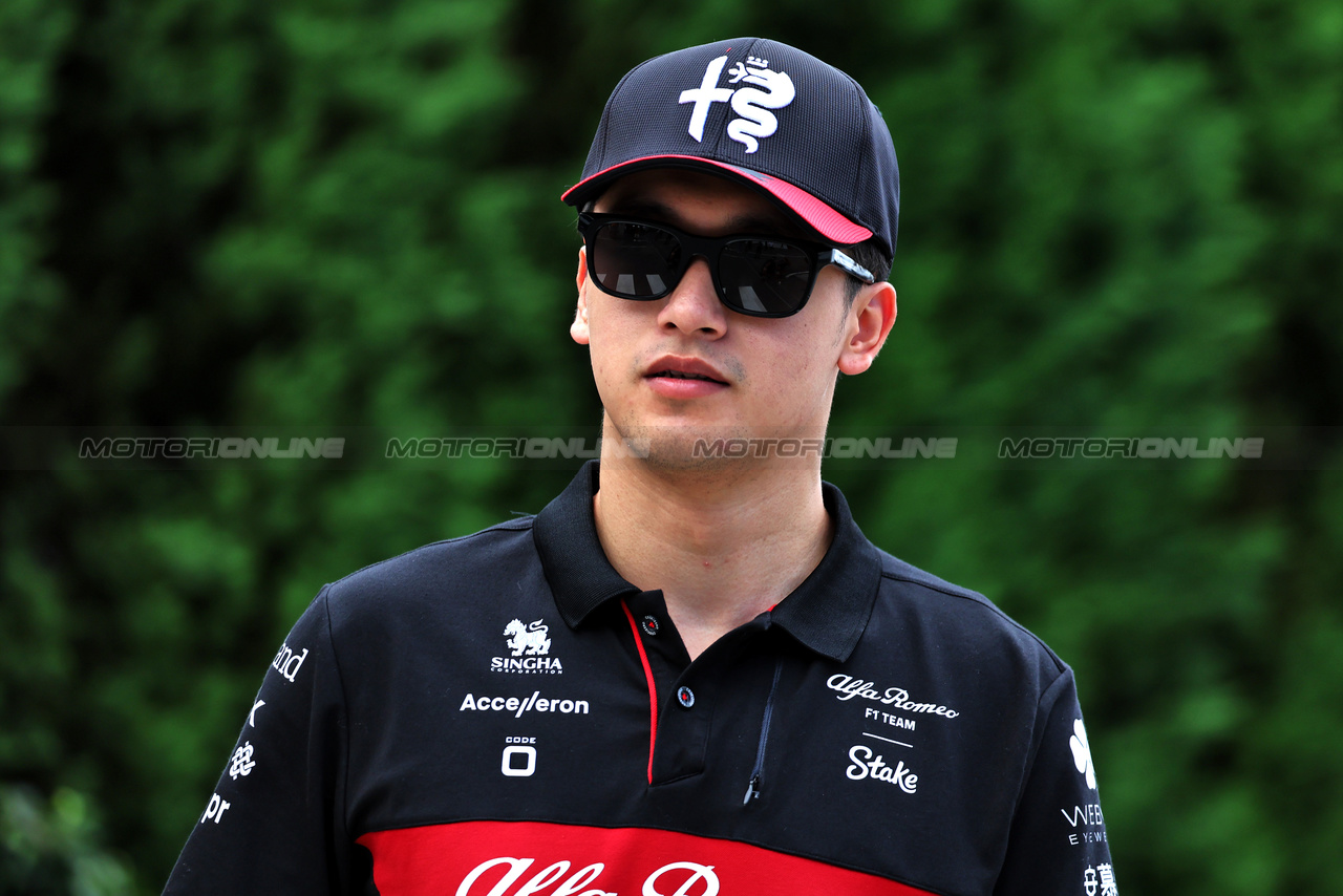 GP GIAPPONE, Zhou Guanyu (CHN) Alfa Romeo F1 Team.

22.09.2023. Formula 1 World Championship, Rd 17, Japanese Grand Prix, Suzuka, Japan, Practice Day.

- www.xpbimages.com, EMail: requests@xpbimages.com © Copyright: Moy / XPB Images