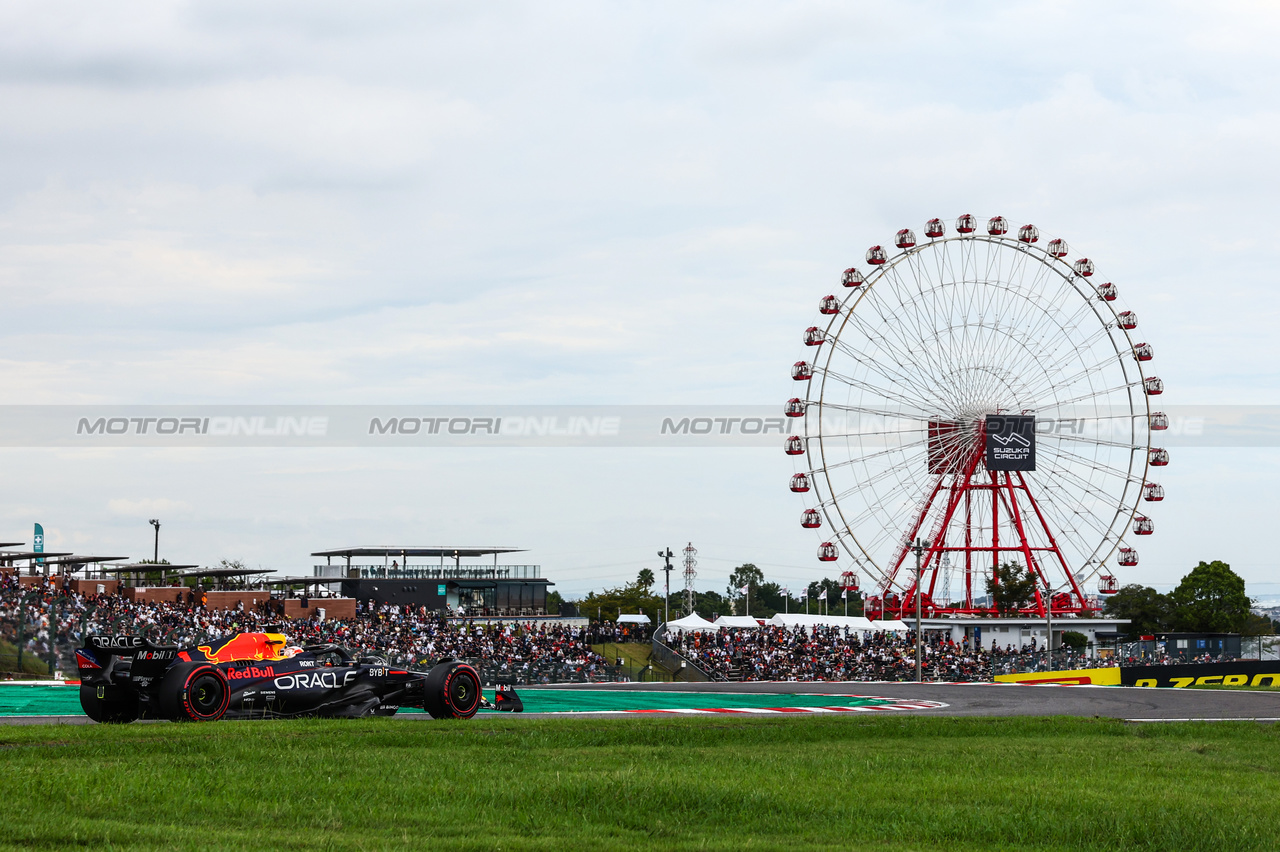 GP GIAPPONE, Max Verstappen (NLD), Red Bull Racing 
22.09.2023. Formula 1 World Championship, Rd 17, Japanese Grand Prix, Suzuka, Japan, Practice Day.
- www.xpbimages.com, EMail: requests@xpbimages.com © Copyright: Charniaux / XPB Images