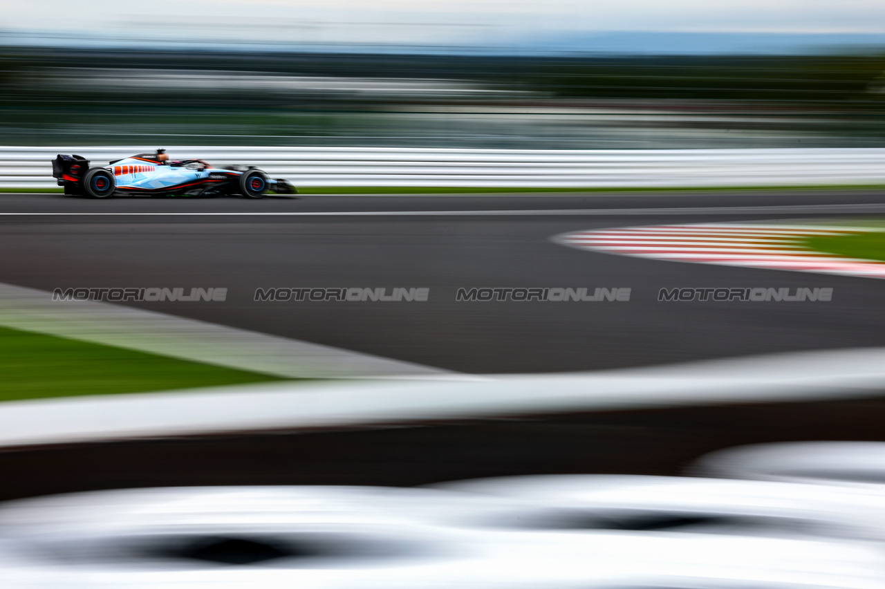 GP GIAPPONE, Alex Albon (THA), Williams F1 Team 
22.09.2023. Formula 1 World Championship, Rd 17, Japanese Grand Prix, Suzuka, Japan, Practice Day.
- www.xpbimages.com, EMail: requests@xpbimages.com © Copyright: Charniaux / XPB Images