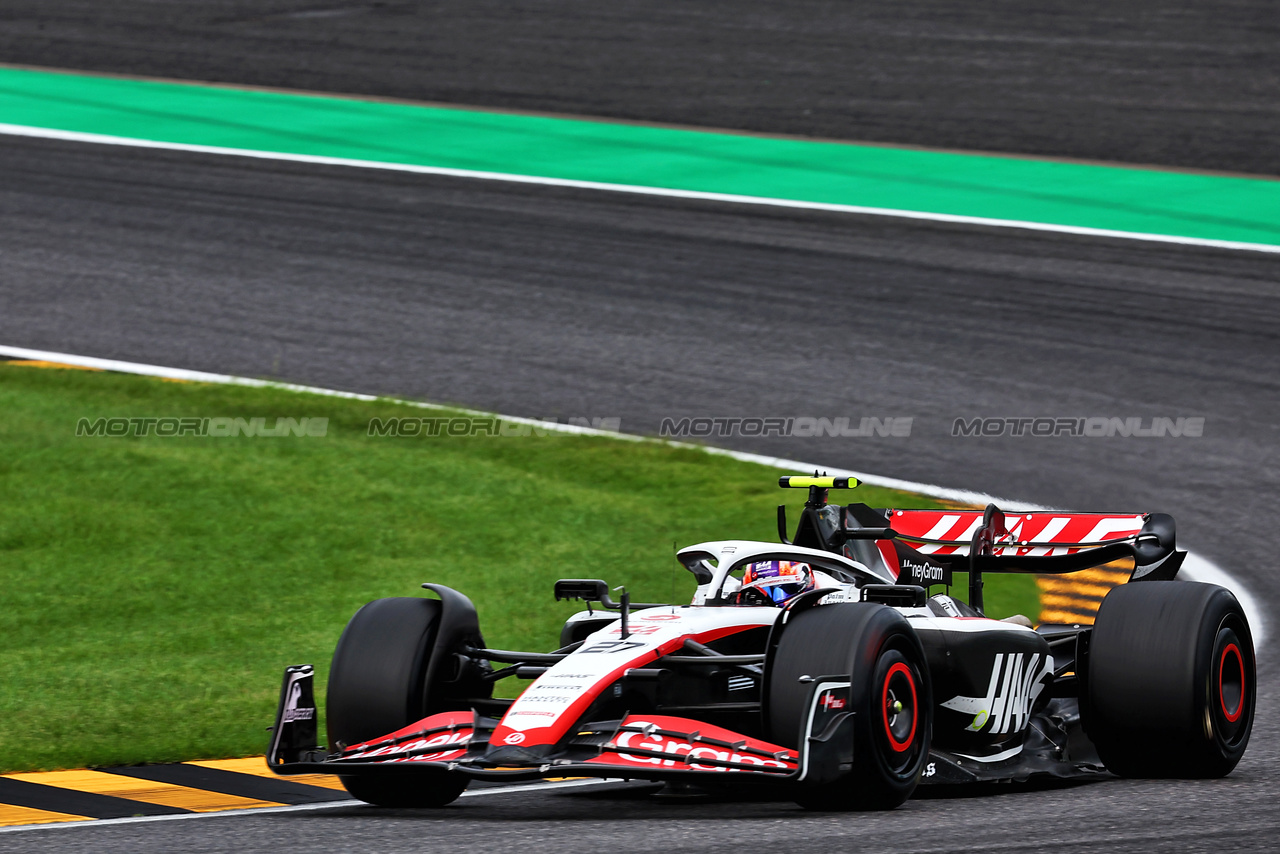 GP GIAPPONE, Nico Hulkenberg (GER) Haas VF-23.

22.09.2023. Formula 1 World Championship, Rd 17, Japanese Grand Prix, Suzuka, Japan, Practice Day.

- www.xpbimages.com, EMail: requests@xpbimages.com © Copyright: Batchelor / XPB Images