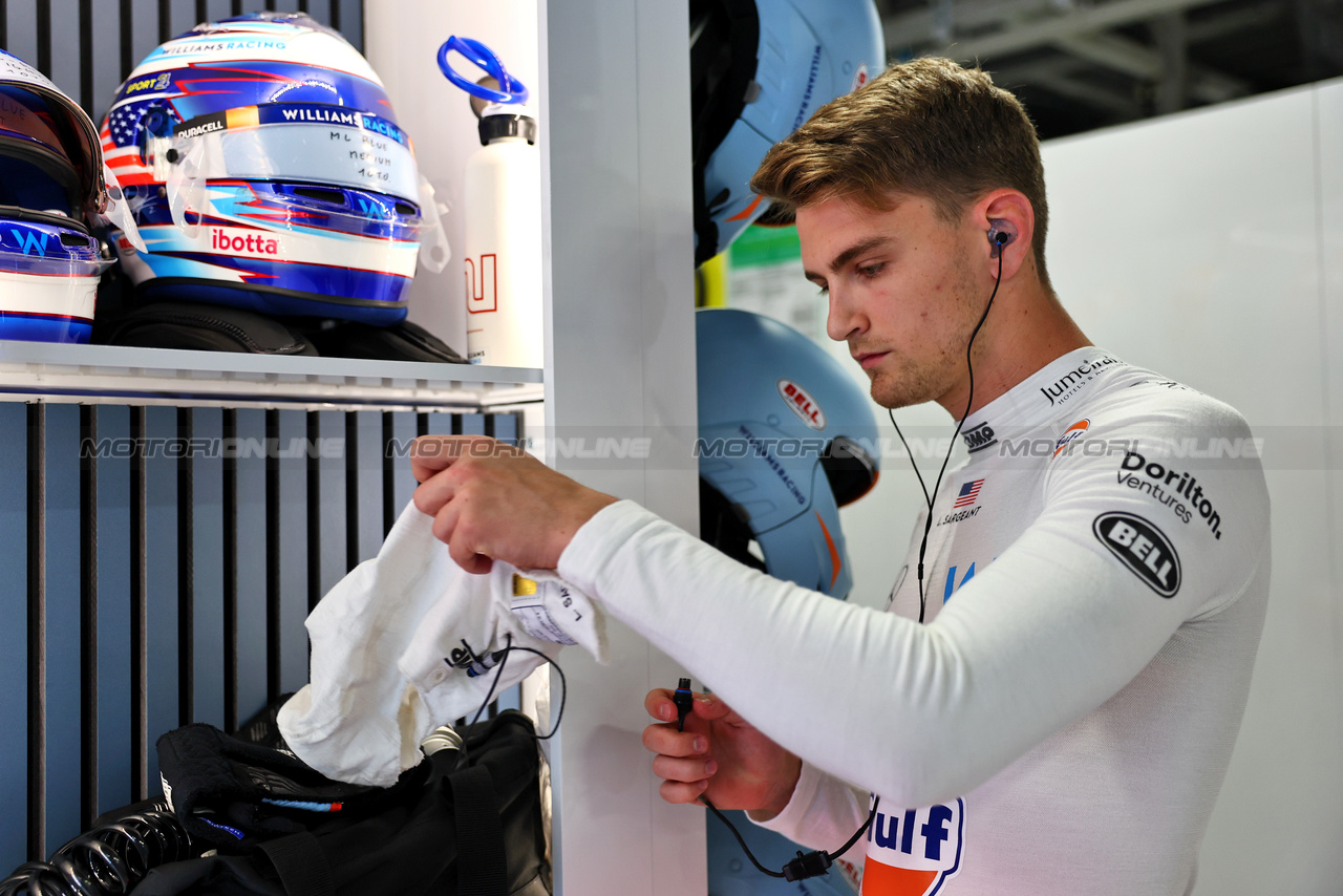 GP GIAPPONE, Logan Sargeant (USA) Williams Racing.

22.09.2023. Formula 1 World Championship, Rd 17, Japanese Grand Prix, Suzuka, Japan, Practice Day.

- www.xpbimages.com, EMail: requests@xpbimages.com © Copyright: Batchelor / XPB Images