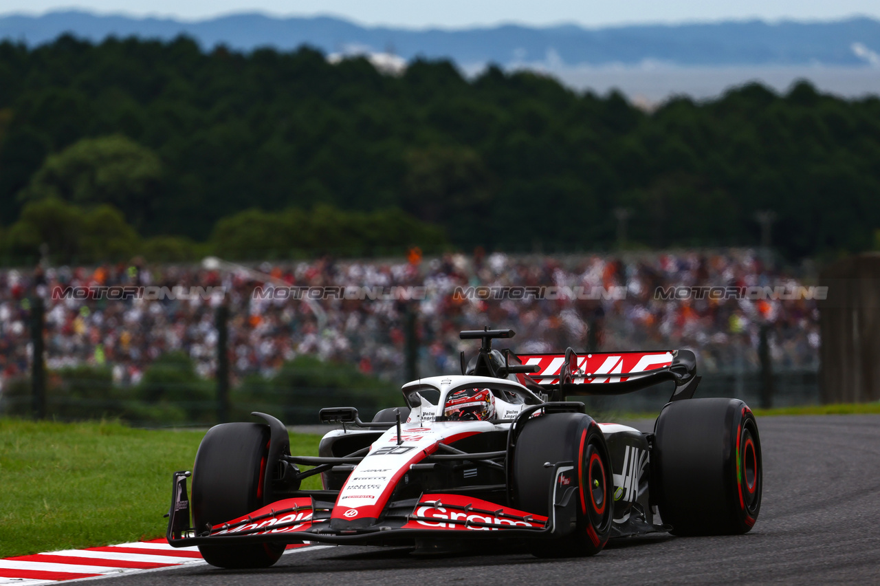 GP GIAPPONE, Kevin Magnussen (DEN), Haas F1 Team 
22.09.2023. Formula 1 World Championship, Rd 17, Japanese Grand Prix, Suzuka, Japan, Practice Day.
- www.xpbimages.com, EMail: requests@xpbimages.com © Copyright: Charniaux / XPB Images