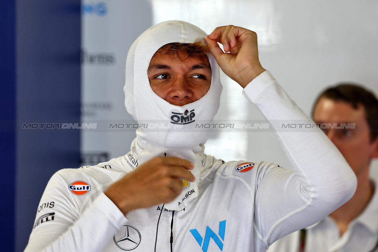 GP GIAPPONE, Alexander Albon (THA) Williams Racing.

22.09.2023. Formula 1 World Championship, Rd 17, Japanese Grand Prix, Suzuka, Japan, Practice Day.

 - www.xpbimages.com, EMail: requests@xpbimages.com © Copyright: Coates / XPB Images