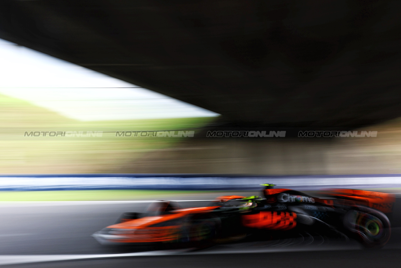 GP GIAPPONE, Lando Norris (GBR) McLaren MCL60.

22.09.2023. Formula 1 World Championship, Rd 17, Japanese Grand Prix, Suzuka, Japan, Practice Day.

 - www.xpbimages.com, EMail: requests@xpbimages.com © Copyright: Coates / XPB Images
