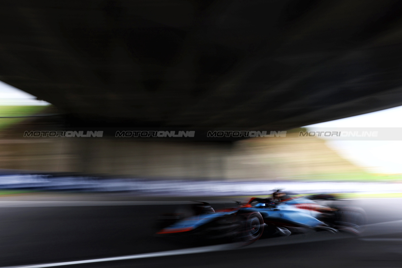 GP GIAPPONE, Alexander Albon (THA) Williams Racing FW45.

22.09.2023. Formula 1 World Championship, Rd 17, Japanese Grand Prix, Suzuka, Japan, Practice Day.

 - www.xpbimages.com, EMail: requests@xpbimages.com © Copyright: Coates / XPB Images