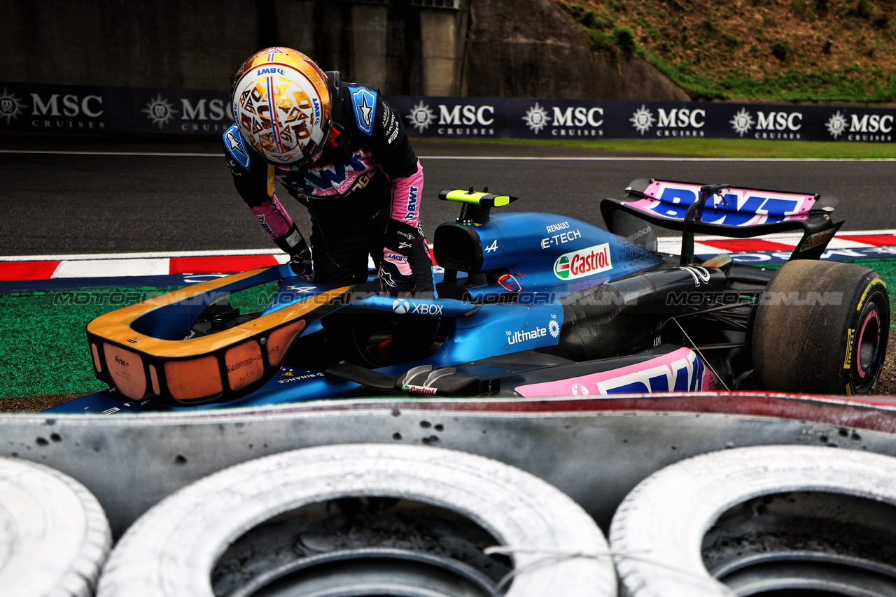 GP GIAPPONE, Pierre Gasly (FRA) Alpine F1 Team A523 crashed in the second practice session.

22.09.2023. Formula 1 World Championship, Rd 17, Japanese Grand Prix, Suzuka, Japan, Practice Day.

 - www.xpbimages.com, EMail: requests@xpbimages.com © Copyright: Coates / XPB Images