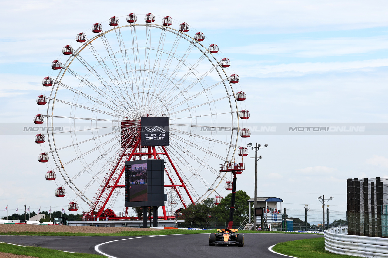 GP GIAPPONE, Oscar Piastri (AUS) McLaren MCL60.

22.09.2023. Formula 1 World Championship, Rd 17, Japanese Grand Prix, Suzuka, Japan, Practice Day.

- www.xpbimages.com, EMail: requests@xpbimages.com © Copyright: Moy / XPB Images