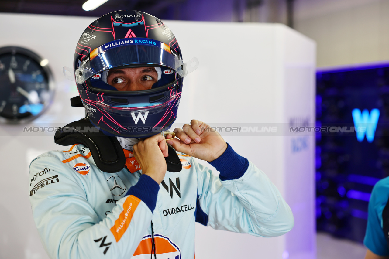 GP GIAPPONE, Alexander Albon (THA) Williams Racing.

22.09.2023. Formula 1 World Championship, Rd 17, Japanese Grand Prix, Suzuka, Japan, Practice Day.

- www.xpbimages.com, EMail: requests@xpbimages.com © Copyright: Batchelor / XPB Images