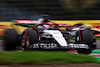 GP GIAPPONE, Liam Lawson (NZL) AlphaTauri AT04.
22.09.2023. Formula 1 World Championship, Rd 17, Japanese Grand Prix, Suzuka, Japan, Practice Day.
 - www.xpbimages.com, EMail: requests@xpbimages.com © Copyright: Coates / XPB Images